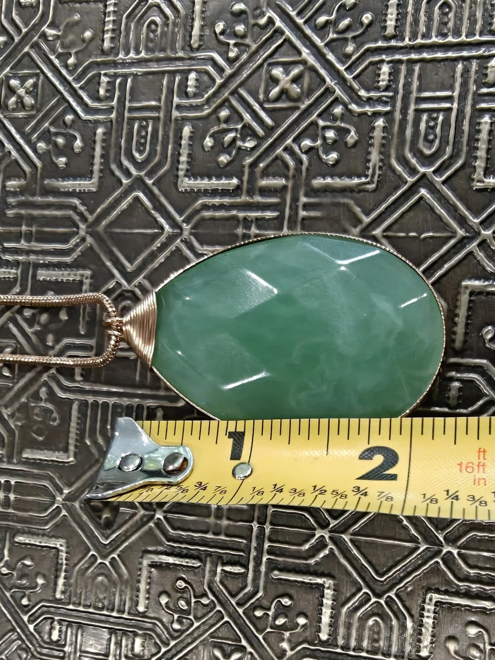 Green Teardrop Pendant Necklace - Gold Chain